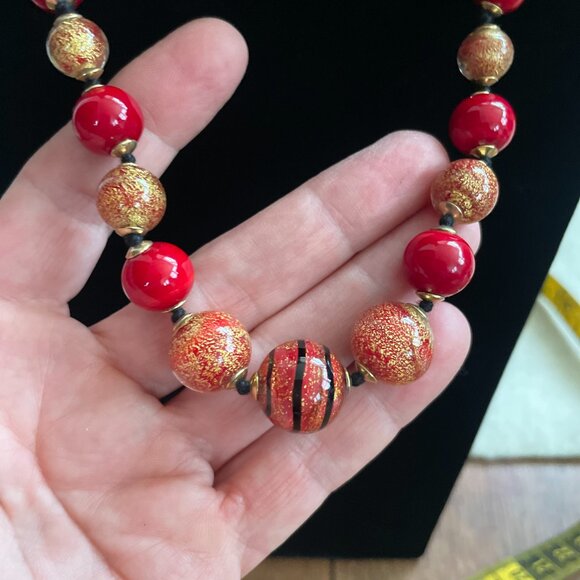 Vintage Murano glass bead necklace - Picture 2 of 8